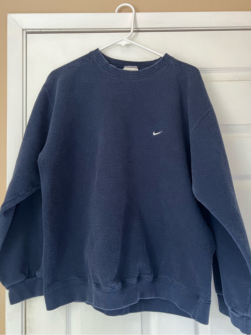Vintage Y2K Nike Navy Crewneck Sweatshirt with White Swoosh